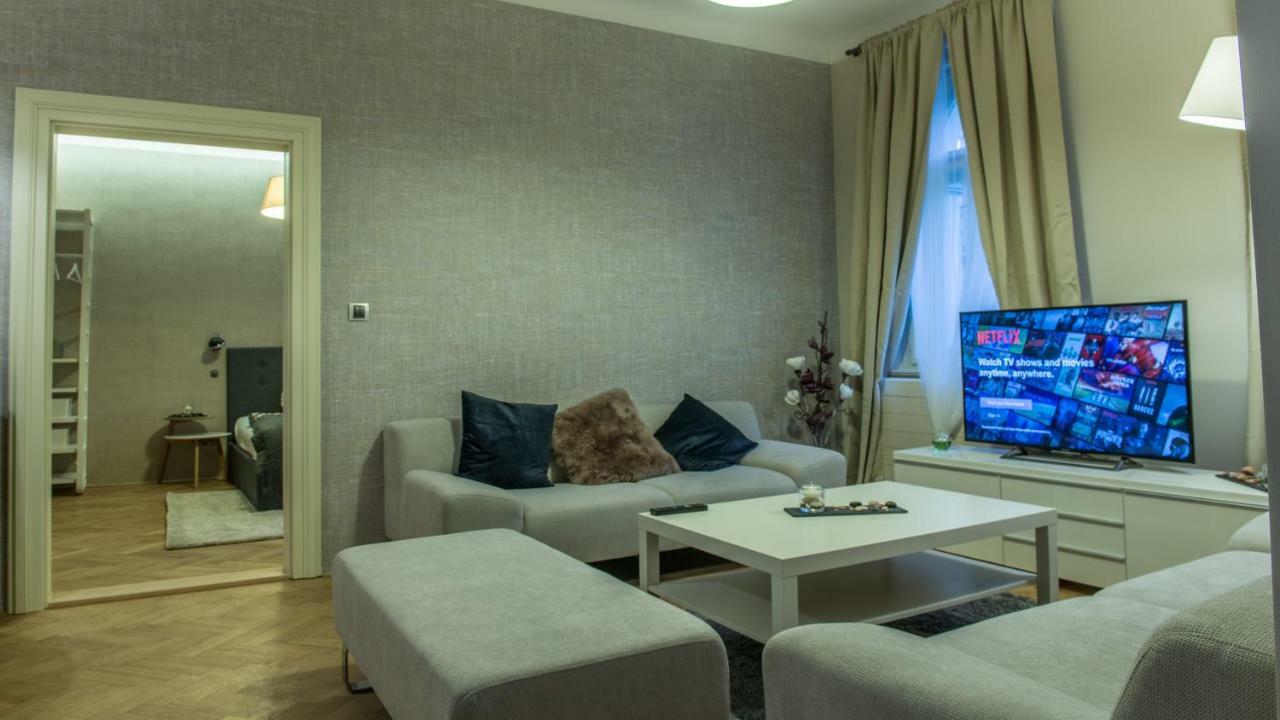 Exclusive 3 Bedroom Top-Notch Flat, Great Location Prag Dış mekan fotoğraf