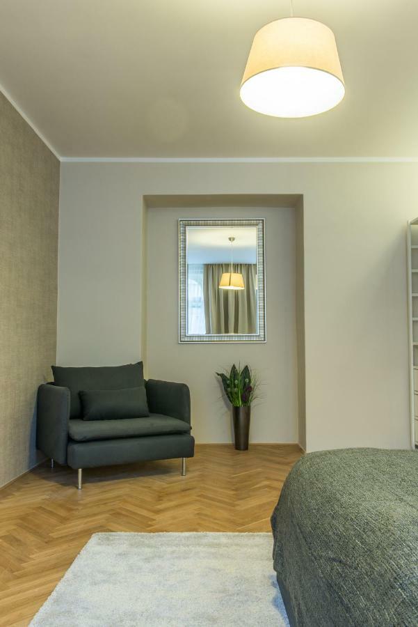 Exclusive 3 Bedroom Top-Notch Flat, Great Location Prag Dış mekan fotoğraf