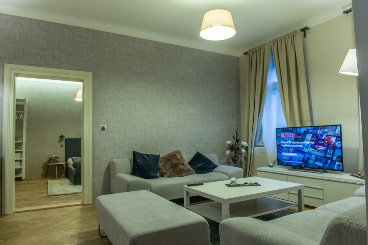 Exclusive 3 Bedroom Top-Notch Flat, Great Location Prag Dış mekan fotoğraf