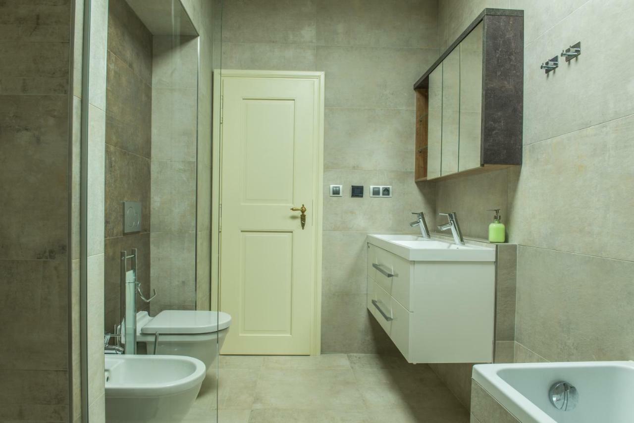 Exclusive 3 Bedroom Top-Notch Flat, Great Location Prag Dış mekan fotoğraf